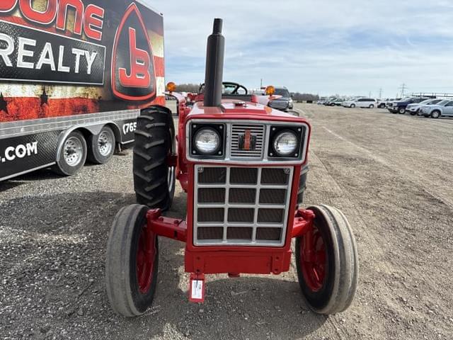 Image of International Harvester 484 equipment image 4