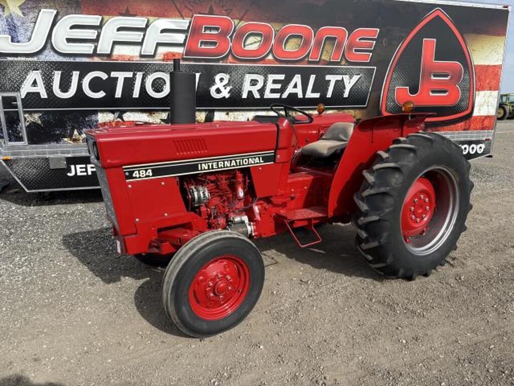 Image of International Harvester 484 Primary image