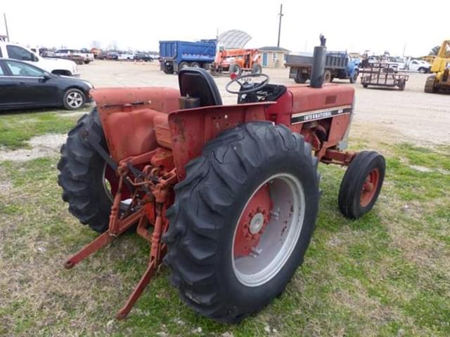 Image of International Harvester 484 equipment image 2