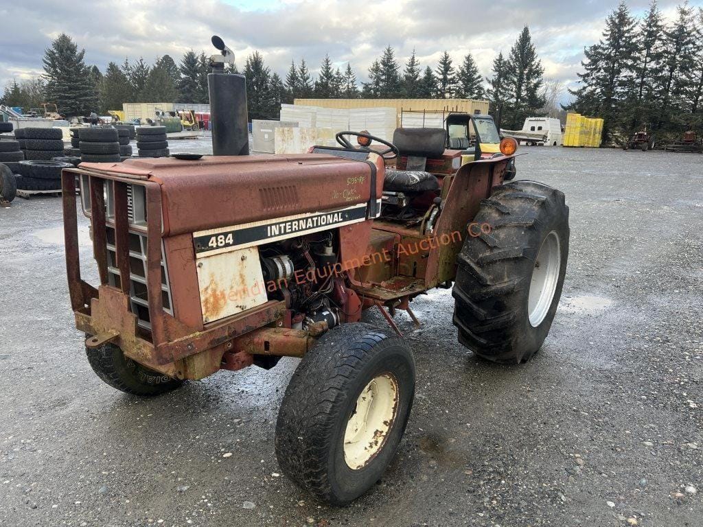 Main image International Harvester 484