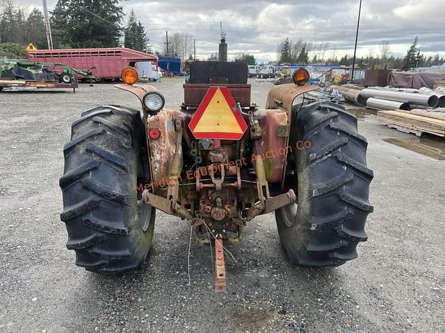 Image of International Harvester 484 equipment image 3