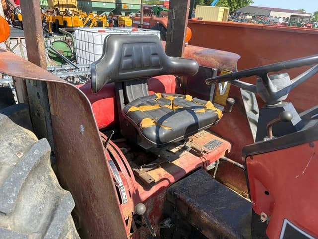 Image of International Harvester 485 equipment image 4