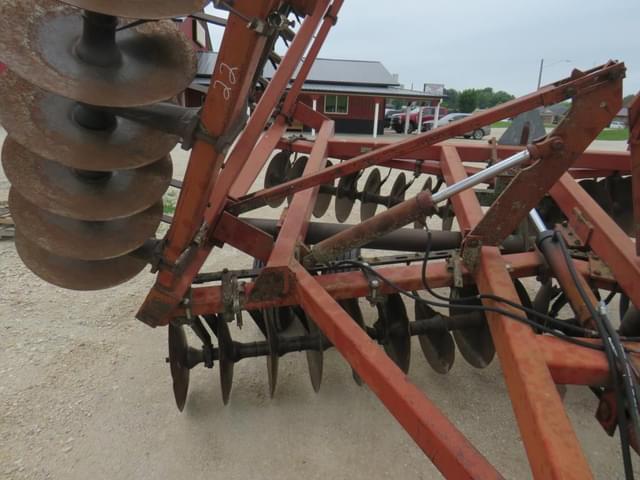 Image of International Harvester 490 equipment image 4