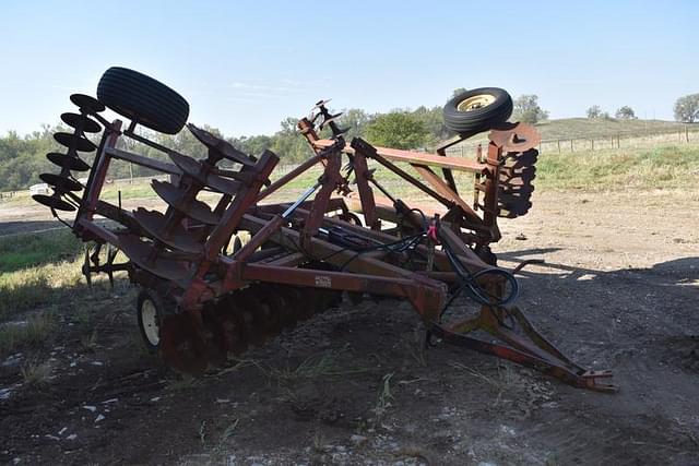 Image of International Harvester 490 equipment image 2