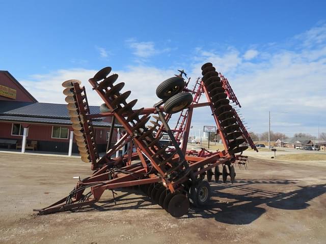 Image of International Harvester 490 equipment image 2