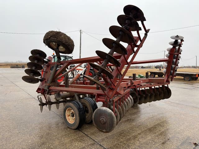 Image of International Harvester 490 equipment image 4