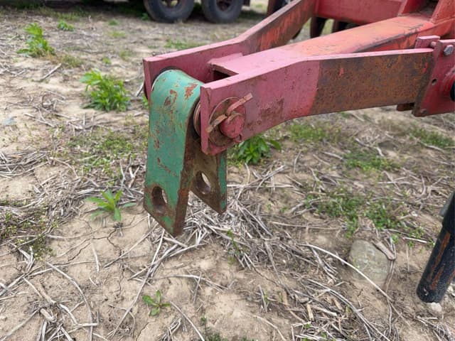 Image of International Harvester 490 equipment image 2