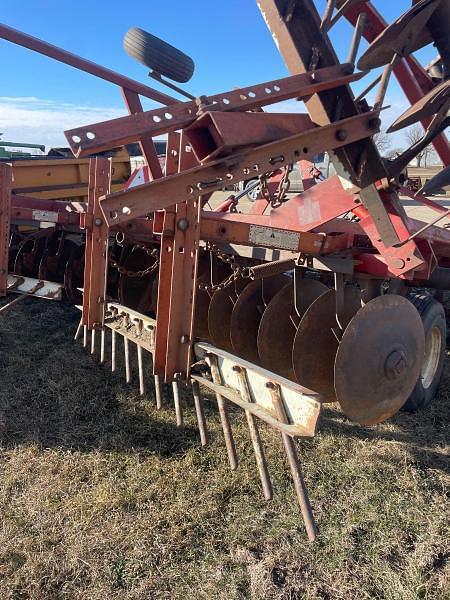 Image of International Harvester 490 equipment image 3