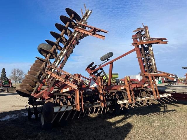 Image of International Harvester 490 equipment image 1