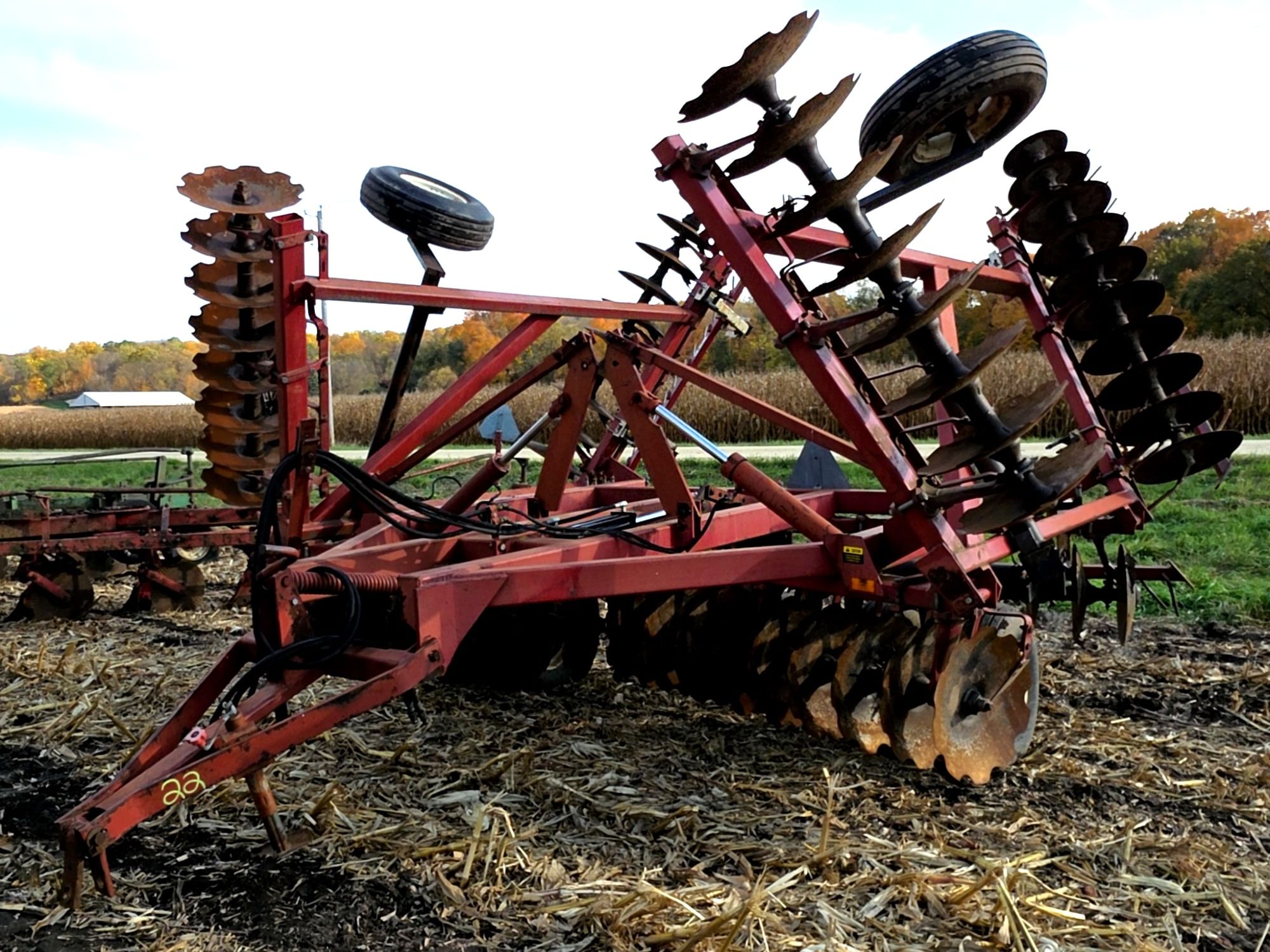 International Harvester 490 Equipment Image0