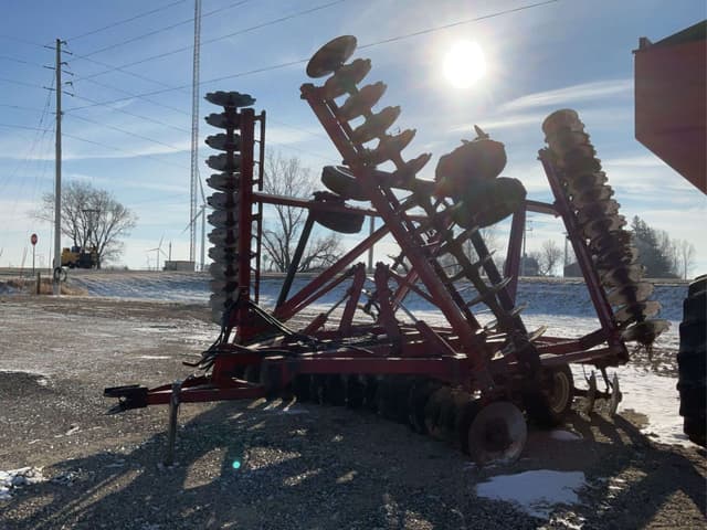 Image of International Harvester 490 equipment image 1