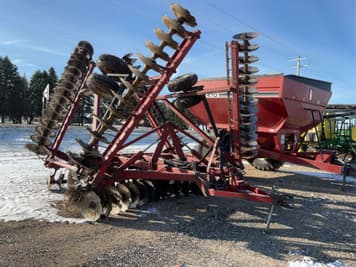 Main image International Harvester 490