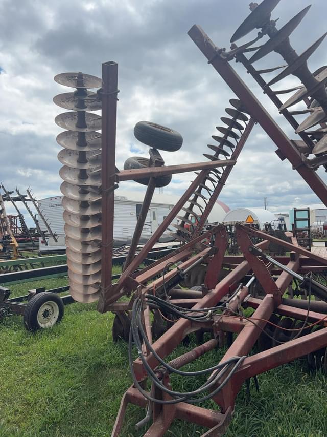 Image of International Harvester 490 equipment image 1