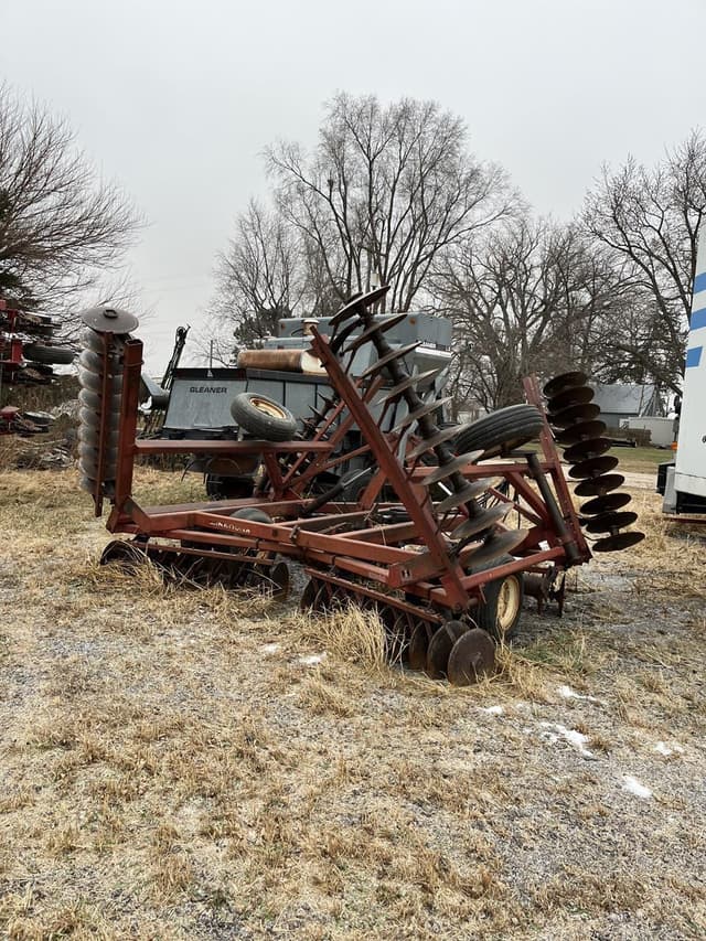 Image of International Harvester 490 equipment image 4