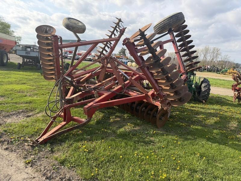 International Harvester 490 Equipment Image0