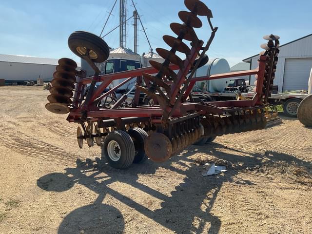 Image of International Harvester 490 equipment image 4