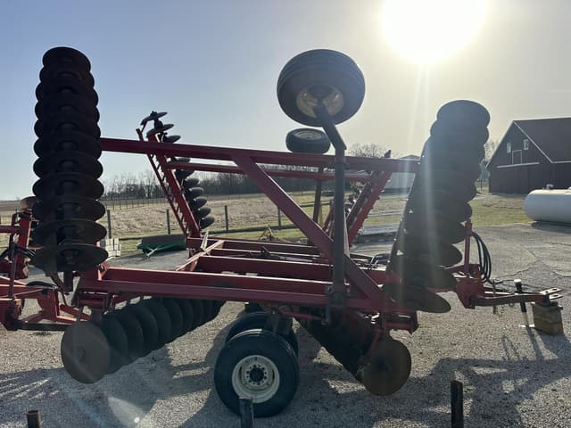 Image of International Harvester 490 equipment image 4