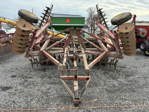 International Harvester 490 Image