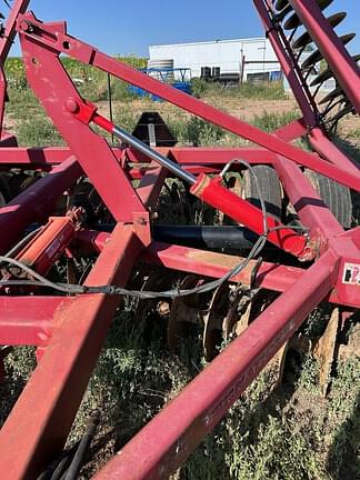 Image of International Harvester 490 equipment image 2