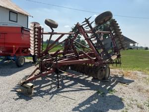 International Harvester 490 Image