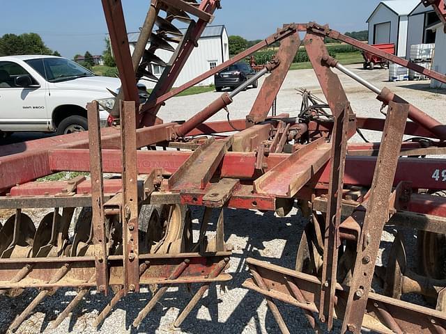 Image of International Harvester 490 equipment image 3