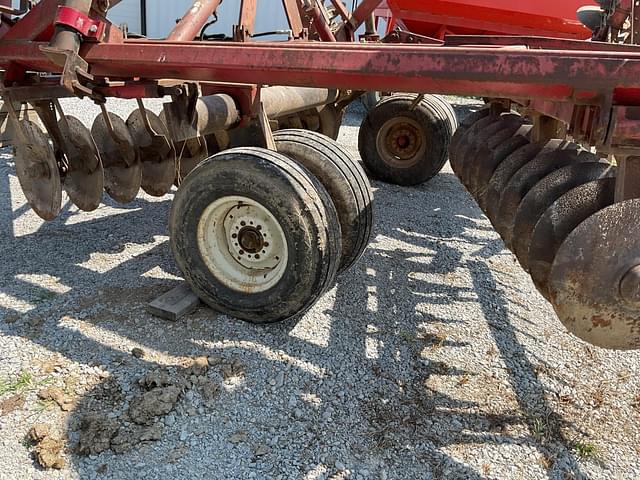 Image of International Harvester 490 equipment image 4