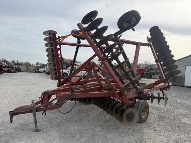 Image of International Harvester 490 Primary image