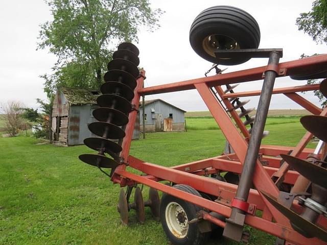Image of International Harvester 490 equipment image 2
