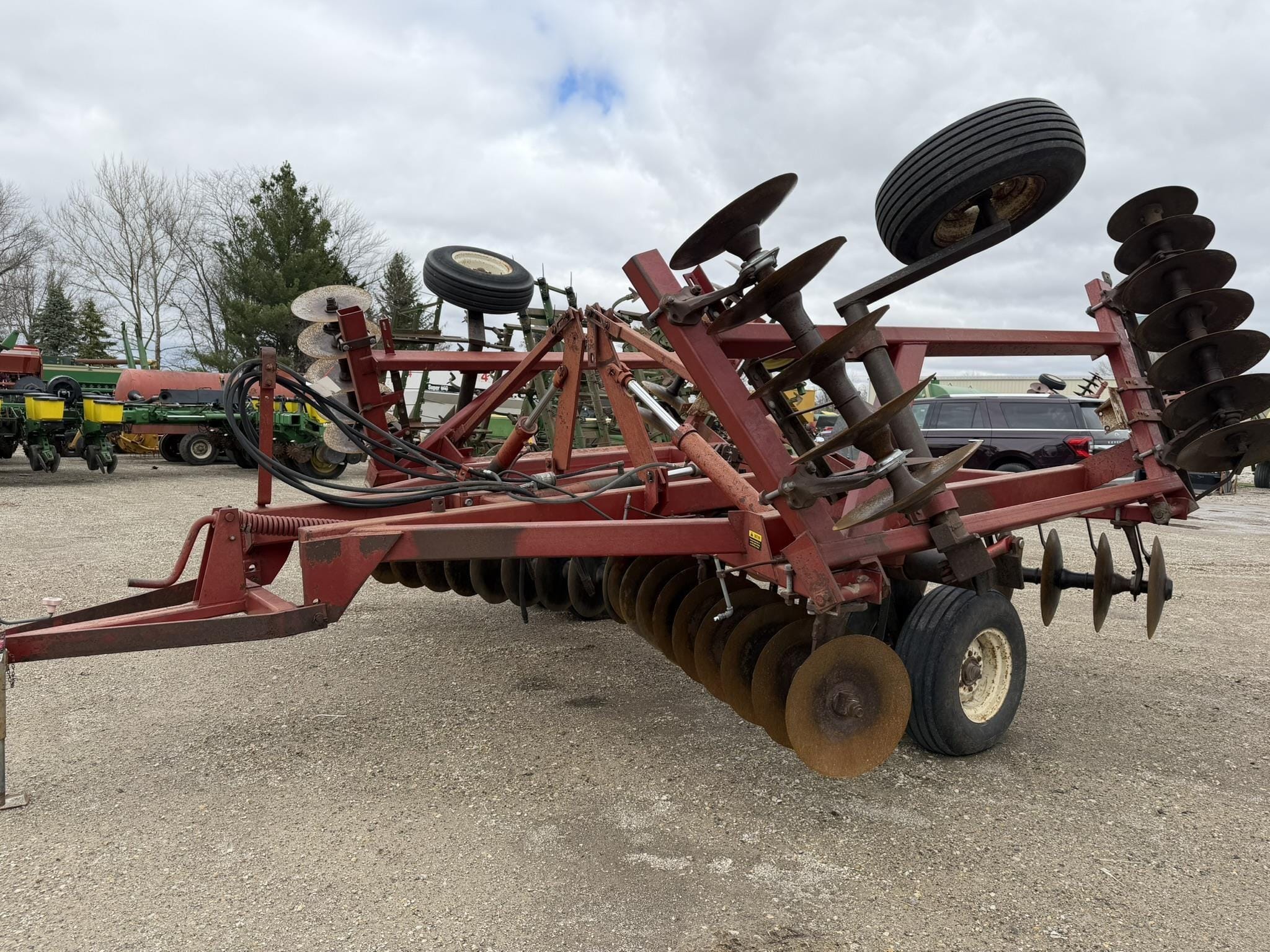 International Harvester 490 Equipment Image0