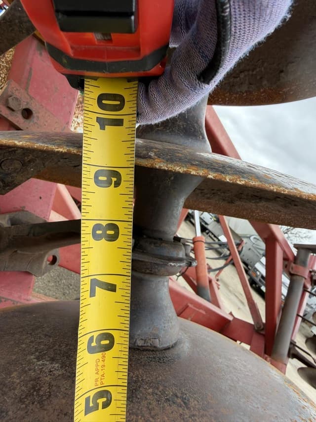 Image of International Harvester 490 equipment image 2