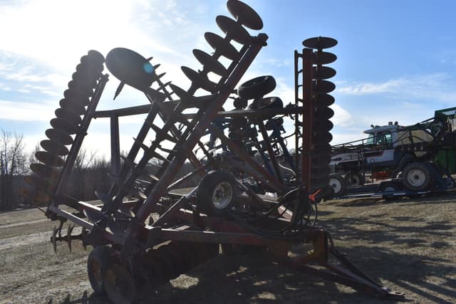 Image of International Harvester 490 equipment image 3