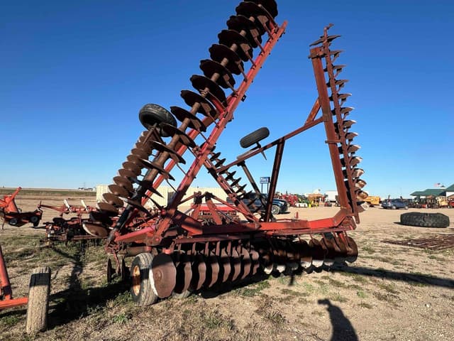 Image of International Harvester 490 equipment image 4