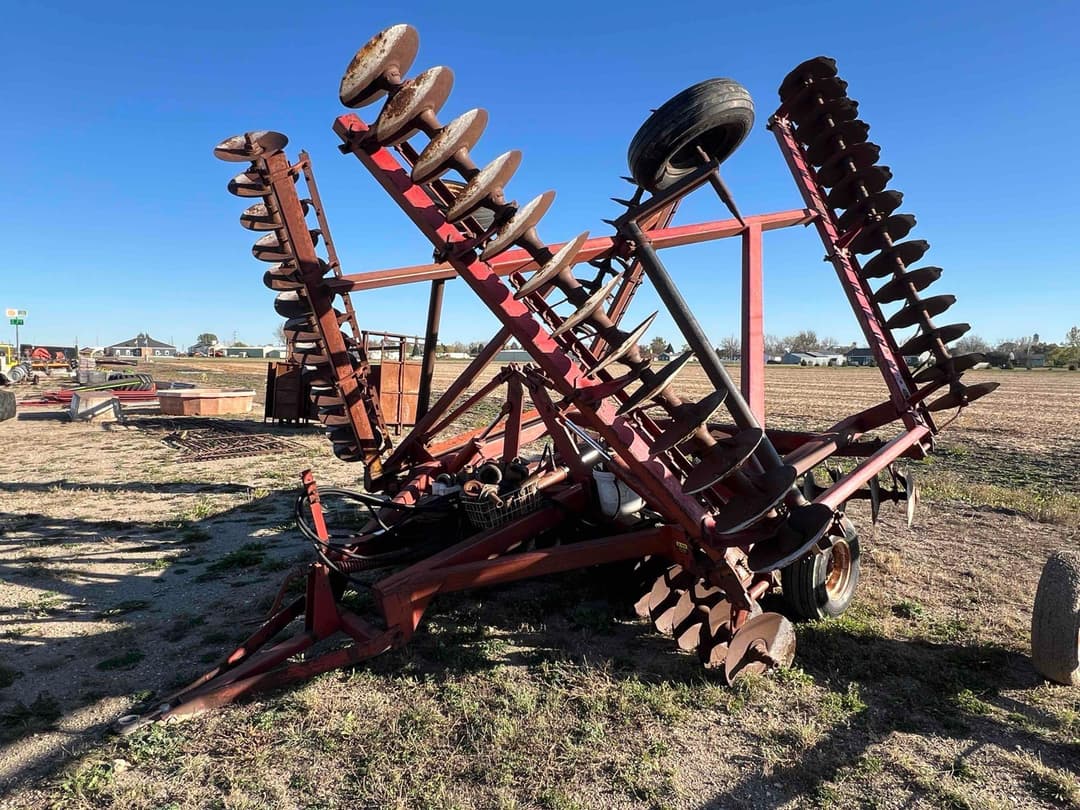 Image of International Harvester 490 Primary image