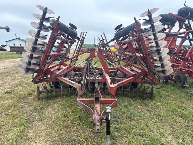 Image of International Harvester 490 equipment image 1