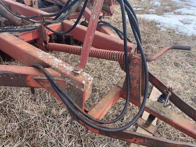 Image of International Harvester 490 equipment image 4