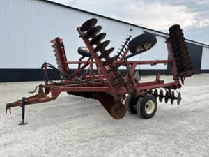 International Harvester 490 Image