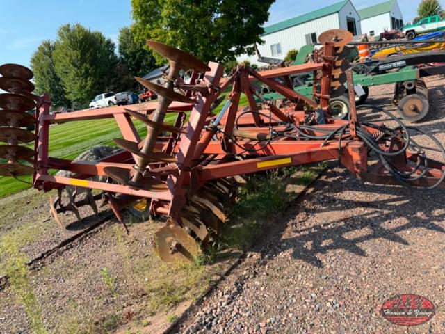 Image of International Harvester 490 equipment image 3