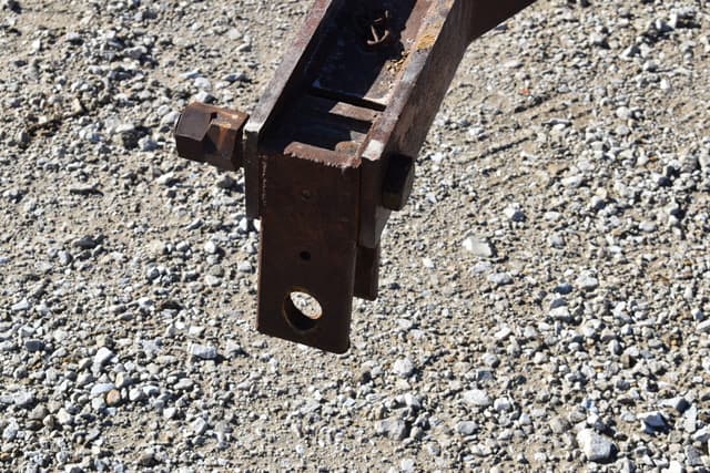 Image of International Harvester 490 equipment image 3