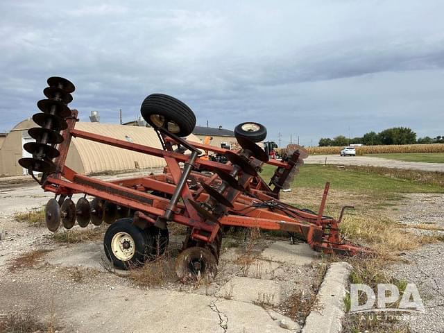 Image of International Harvester 490 equipment image 2