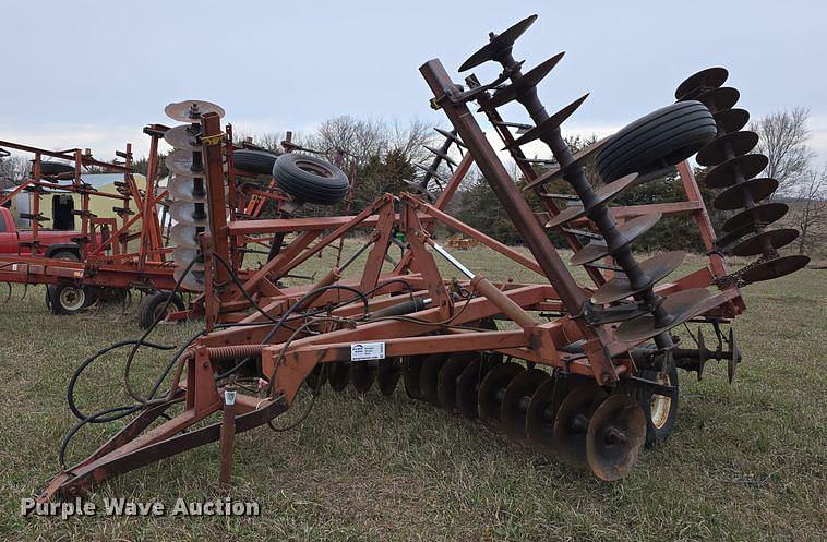 Image of International Harvester 490 Primary image