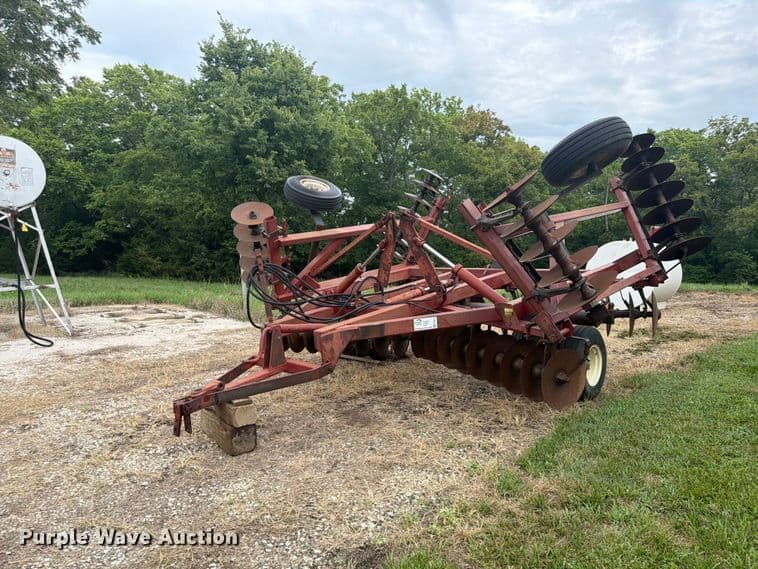 Image of International Harvester 490 Primary image