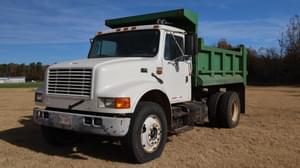 1996 International 4900 Image