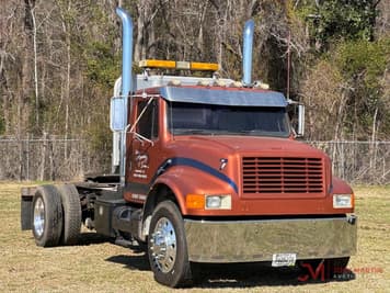 Main image International 4900