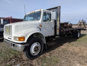 International 4900DT Image
