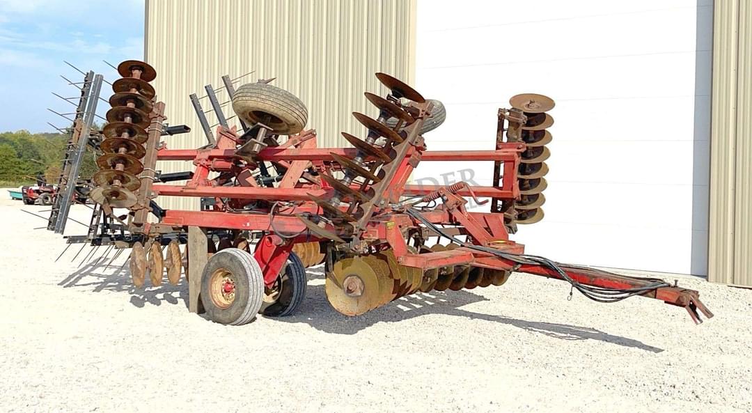 Image of International Harvester 496 Primary image