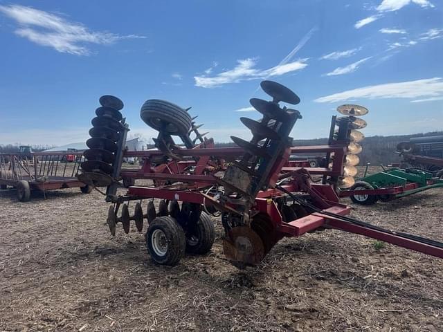 Image of International Harvester 496 equipment image 3