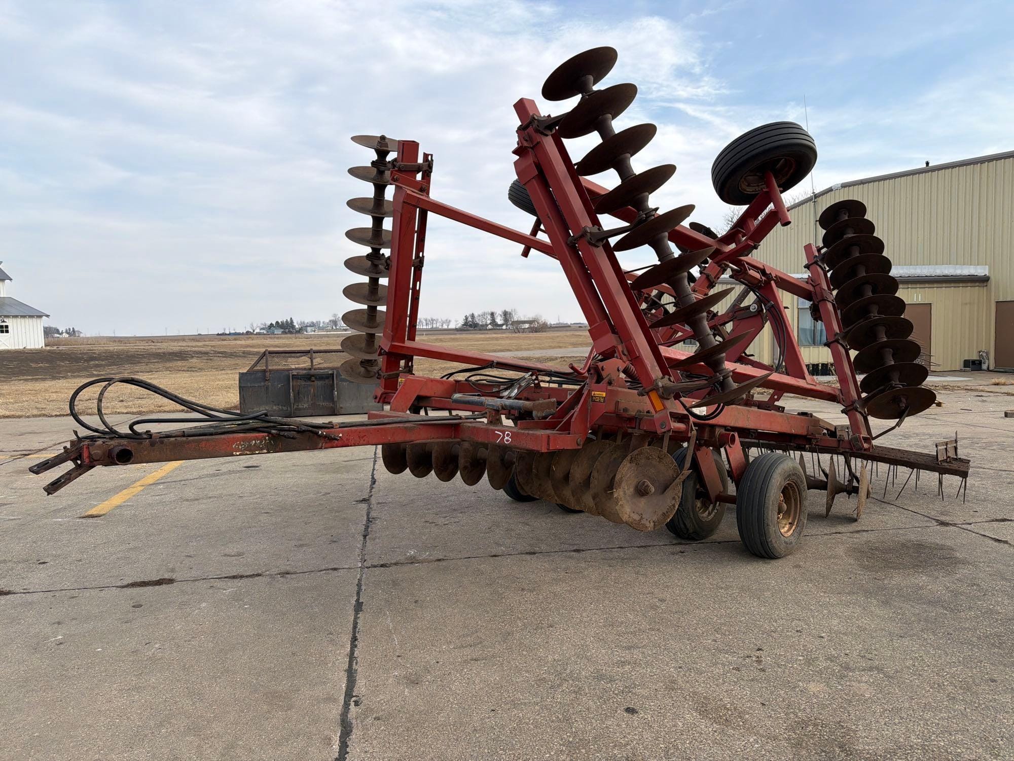 International Harvester 496 Equipment Image0