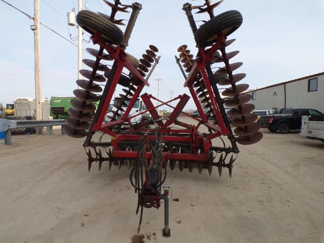 Image of International Harvester 496 equipment image 2