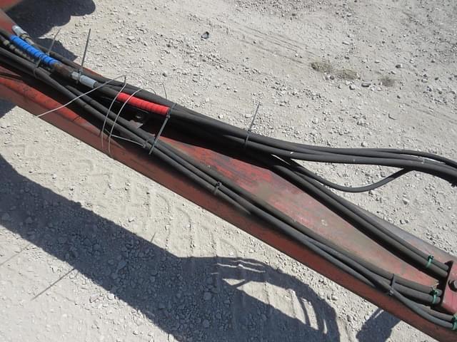 Image of International Harvester 496 equipment image 2