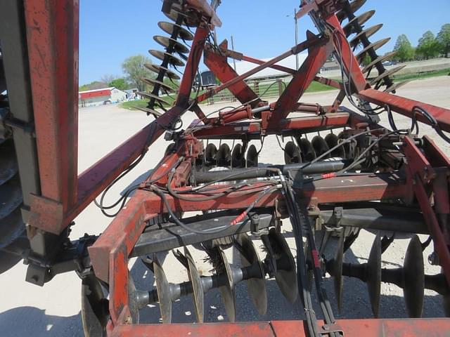 Image of International Harvester 496 equipment image 4